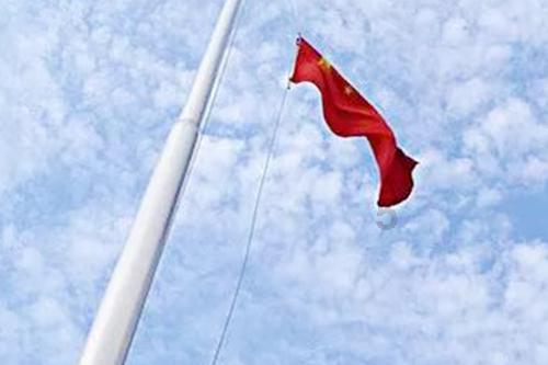 拯救电力塔的泰坦